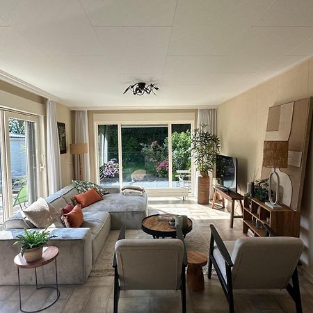 Vakantiewoning De Bosrand Aan Zee Sint Annaland Ngoại thất bức ảnh